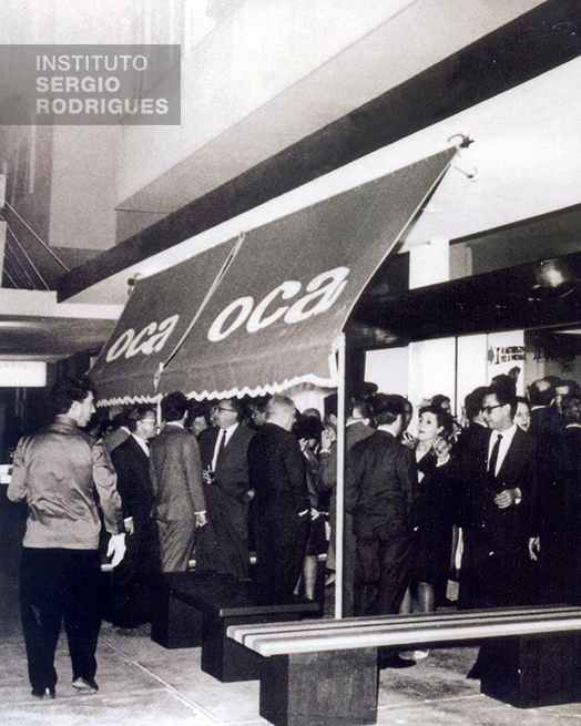 Evento na loja Oca, rua jangadeiros, 14 - loja c, Ipanema - Rio de Janeiro, na década de 1960.